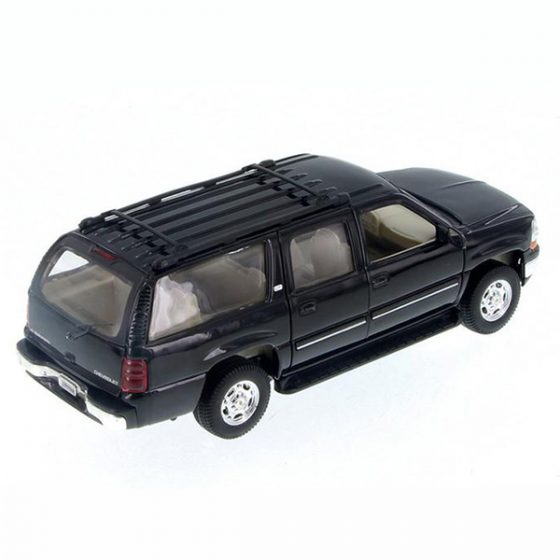 Chevrolet Suburban 2001 Коллекционная модель 1:24