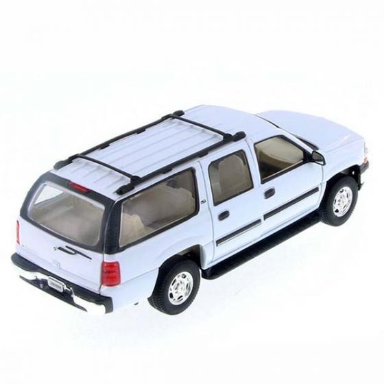 Chevrolet Suburban 2001 Коллекционная модель 1:24