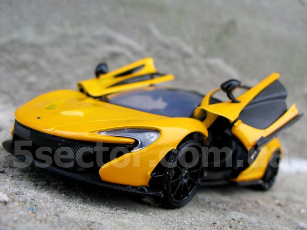 McLaren P1 Модель автомобиля 1:24 Желтый