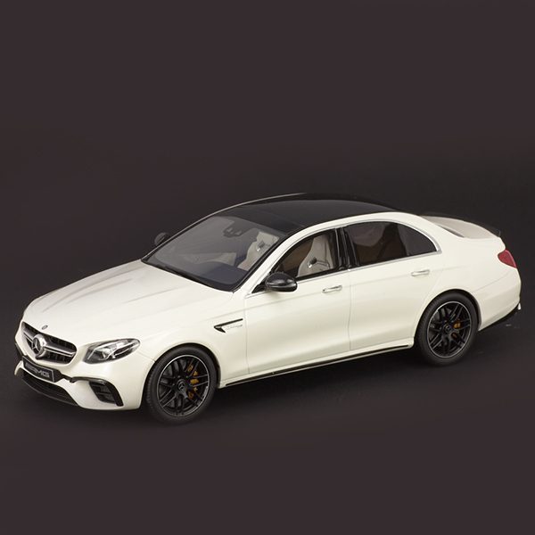 Mercedes-AMG E63 S 4matic 2017 W213 Коллекционная модель 1:18