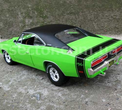 Dodge Charger R/T 1969 Коллекционная модель 1:18