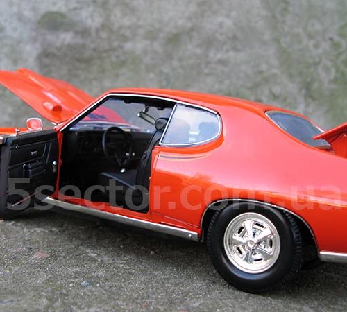 Pontiac GTO Judge 1969 Модель 1:18 Оранжевый