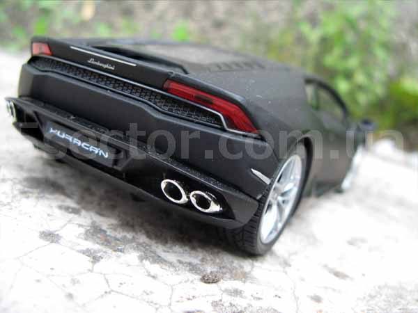 Lamborghini Huracan LP 610-4 Модель 1:24 Черный матовый