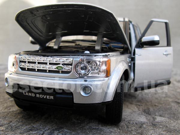 Land Rover discovery 4 Модель 1:24 Серый