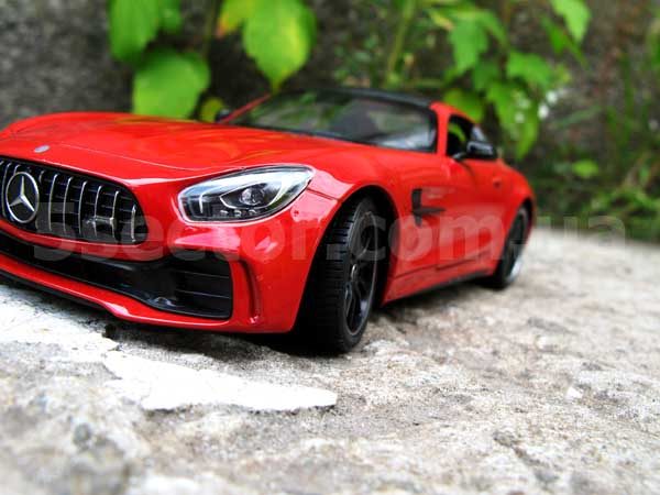 Mercedes-AMG GT R Coupe Модель 1:24 Красный