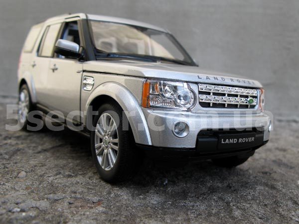 Land Rover discovery 4 Модель 1:24 Серый