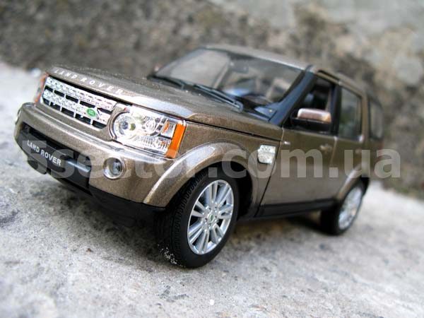 Land Rover discovery 4 Коллекционная модель 1:24