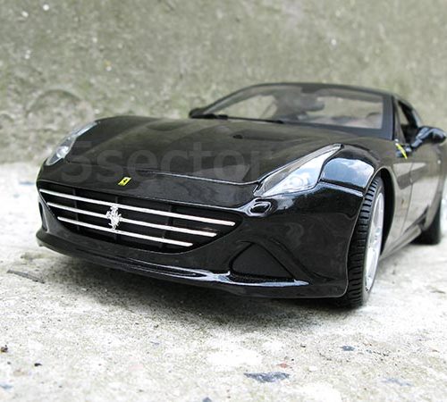 Ferrari California T Коллекционная модель автомобиля 1:18