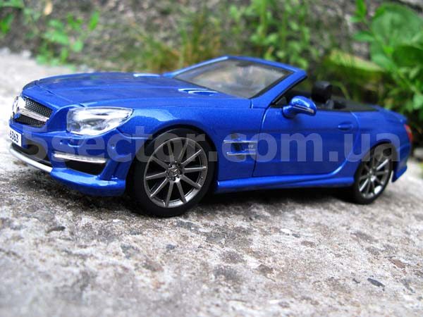 Mercedes-Benz SL 63 AMG Коллекционная модель 1:24