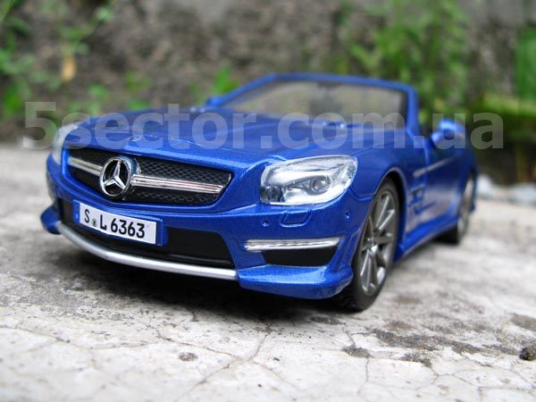 Mercedes-Benz SL 63 AMG Коллекционная модель 1:24