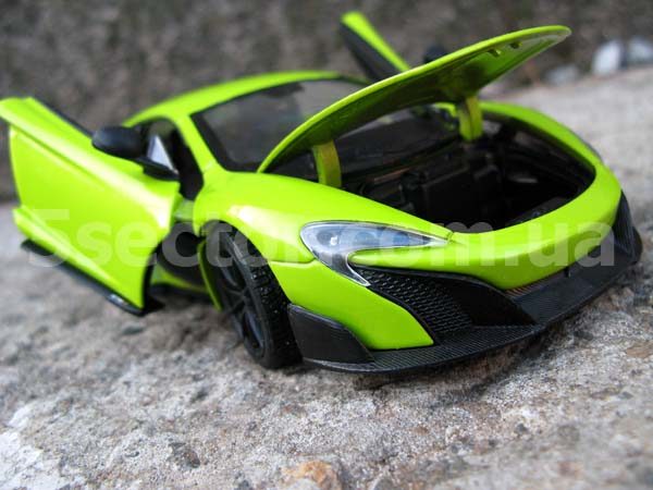 McLaren 675LT Коллекционная модель 1:24 Зеленый