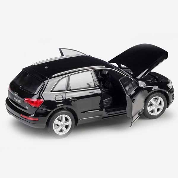 Audi Q5 Коллекционная модель 1:24