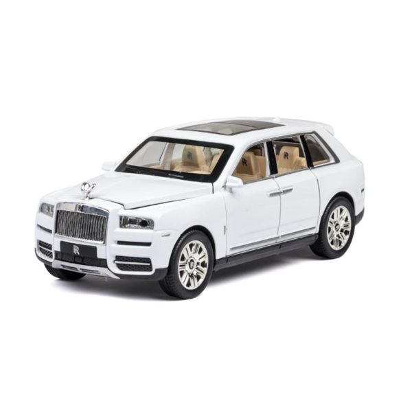 Rolls-Royce Cullinan Модель 1:24 Белый