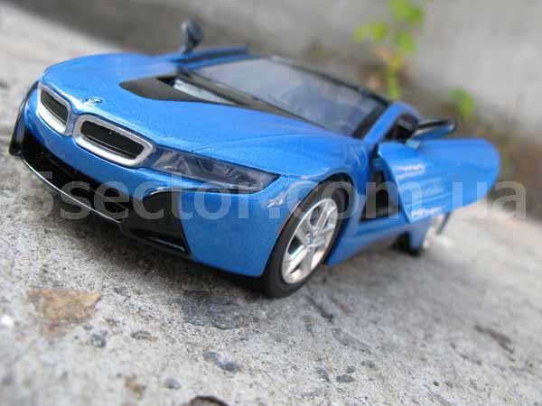 BMW i8 2018 Коллекционная модель 1:24 Синий