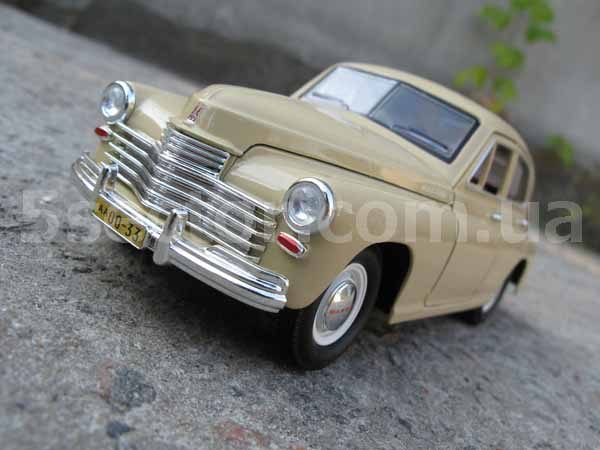 GAZ M20 Победа ГАЗ Модель 1:24 Бежевый