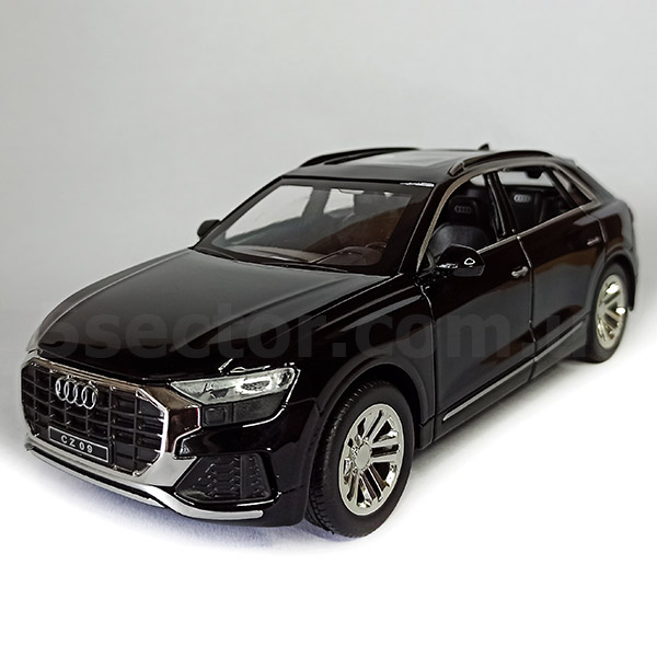 Audi Q8 Коллекционная модель 1:24 Черный