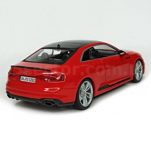 Audi RS 5 Coupe Коллекционная модель 1:24