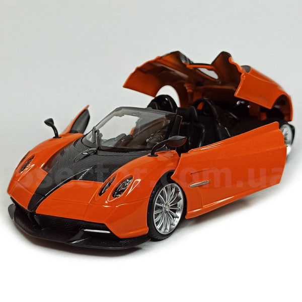 Pagani Huayra Roadster Модель автомобиля 1:24