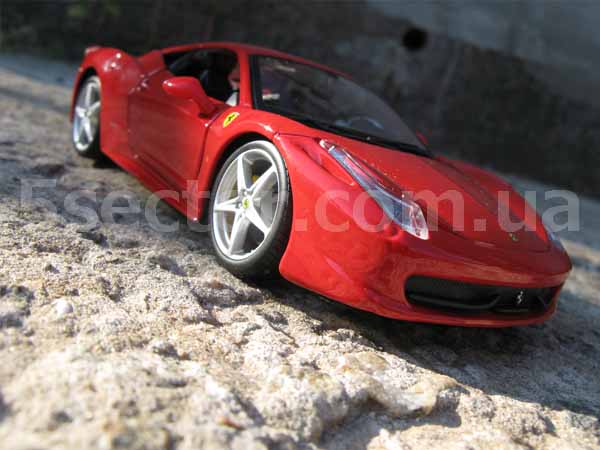 Ferrari 458 Italia Модель автомобиля 1:24