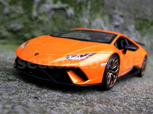 Lamborghini Huracan Performante Коллекционная модель 1:24