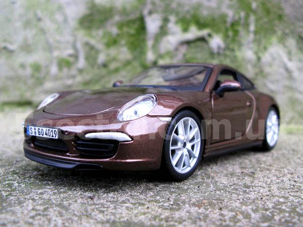 Porsche 911 (991) Carrera S Коллекционная модель 1:24