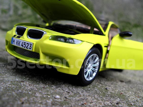 BMW M3 Coupe Коллекционная модель автомобиля 1:24