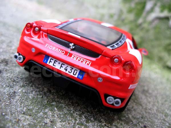 Ferrari F430 Fiorano Коллекционная модель 1:24