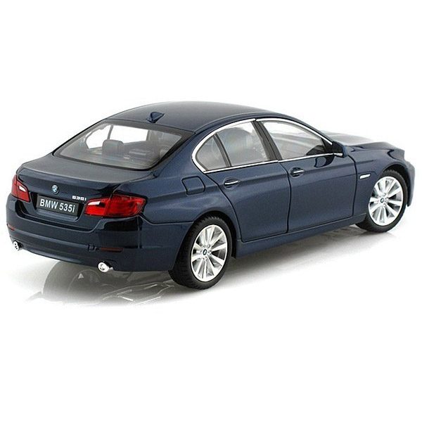 BMW 535i (F10) Модель автомобиля 1:24 Синий
