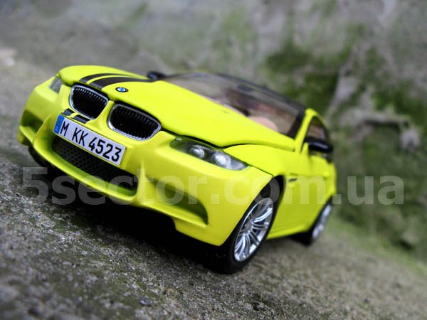 BMW M3 Coupe Коллекционная модель автомобиля 1:24