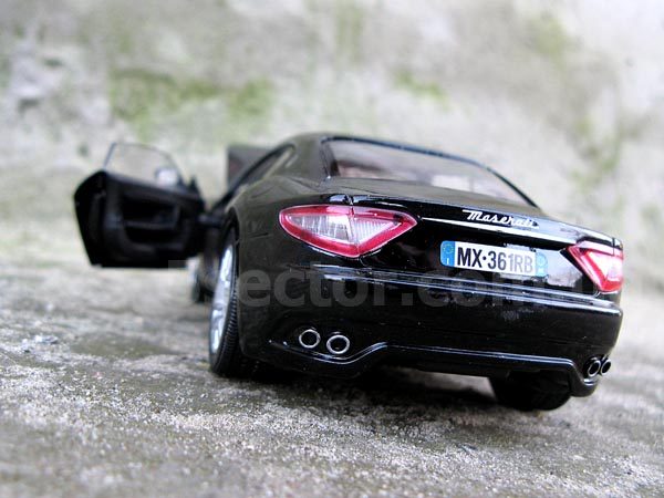 Maserati Gran Turismo Модель автомобиля 1:24