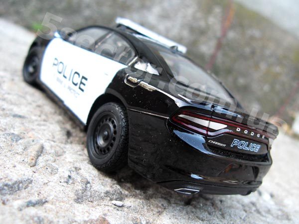 Dodge Charger Pursuit Police 2016 Коллекционная модель 1:24