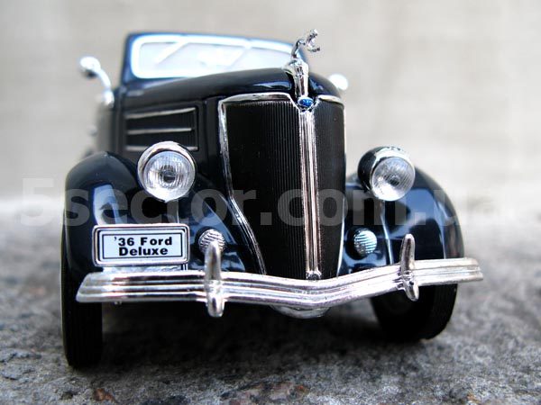 Ford Deluxe Convertible 1936 Модель автомобиля 1:24