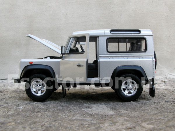 Land Rover Defender Модель автомобиля 1:24