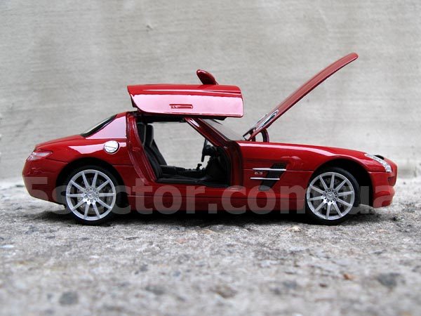 Mercedes SLS AMG (C197) Модель автомобиля 1:24