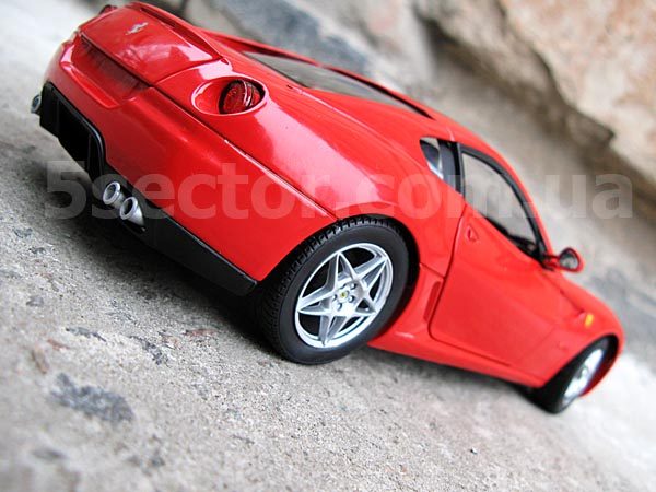 Ferrari 599 GTB Fiorano 2006 Модель автомобиля 1:18