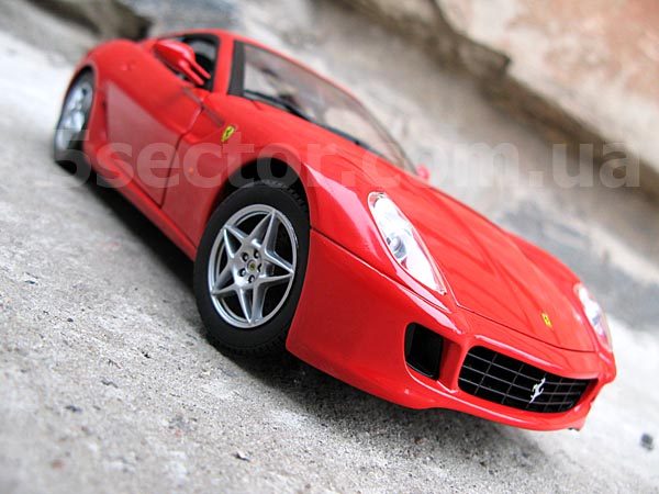 Ferrari 599 GTB Fiorano 2006 Модель автомобиля 1:18