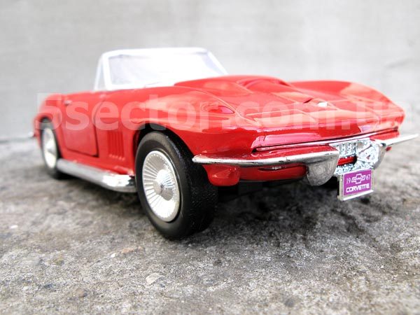 1967 Chevrolet Corvette Stingray Convertible (C2) 1:24 Красный