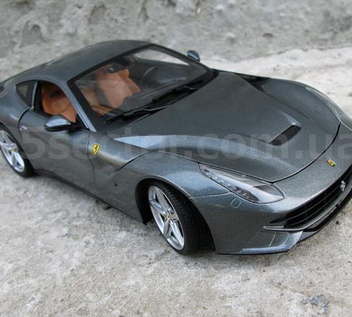 Ferrari F12 Berlinetta 2012 Модель 1:18 Серый