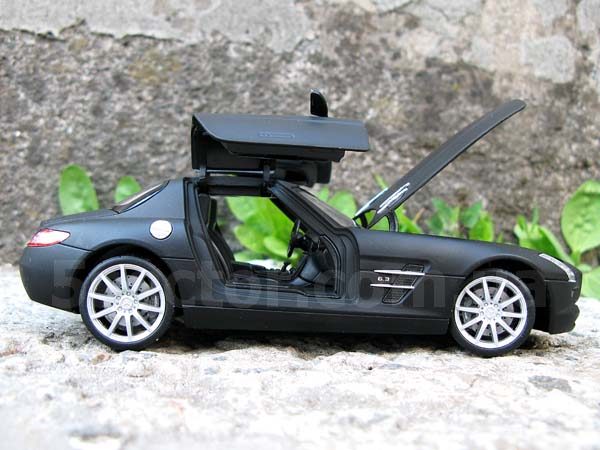 Mercedes SLS AMG (C197) Модель автомобиля 1:24