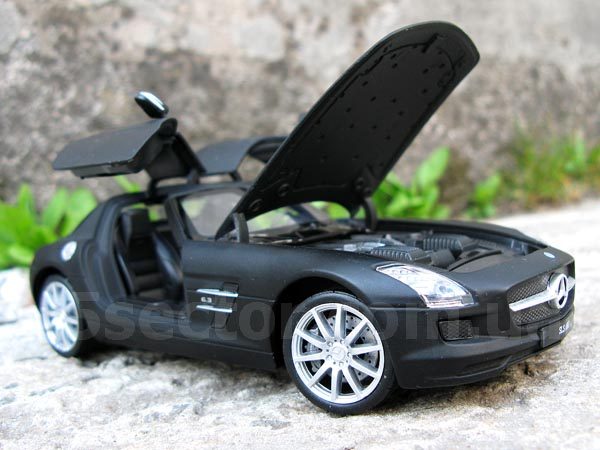 Mercedes SLS AMG (C197) Модель автомобиля 1:24