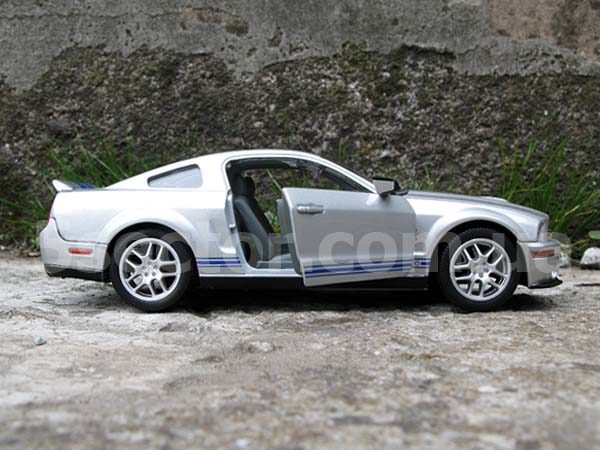 Shelby GT 500 2007 Модель автомобиля 1:24 Серый
