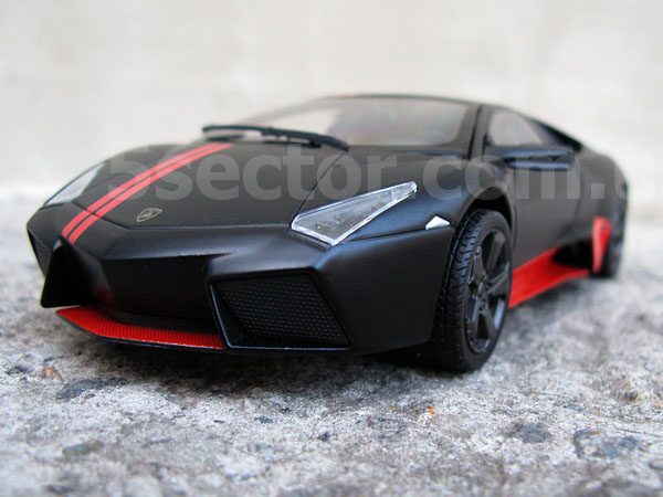 Lamborghini Reventon Коллекционная модель 1:24