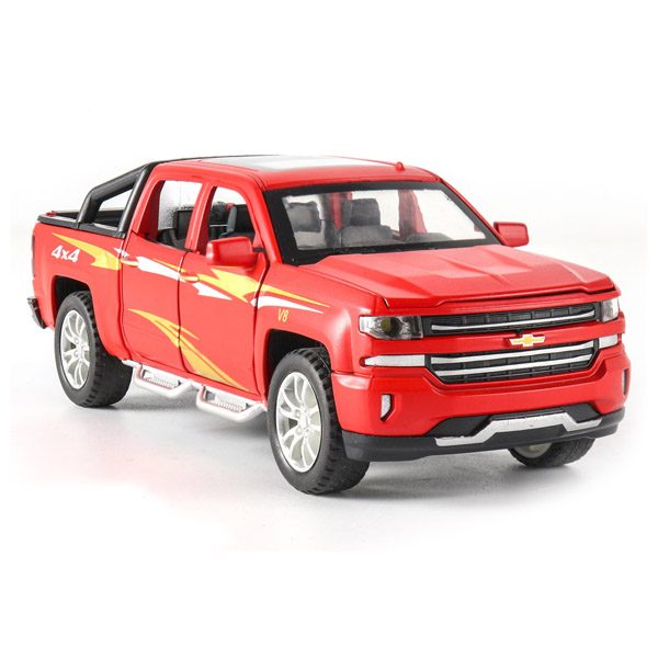 Chevrolet Silverado Коллекционная модель 1:32