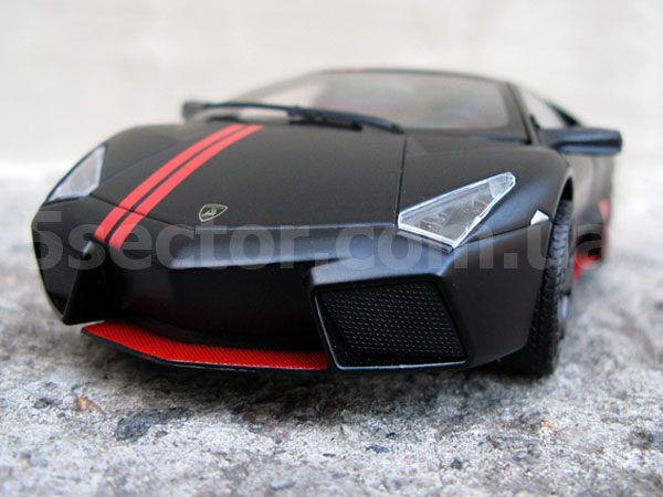 Lamborghini Reventon Коллекционная модель 1:24