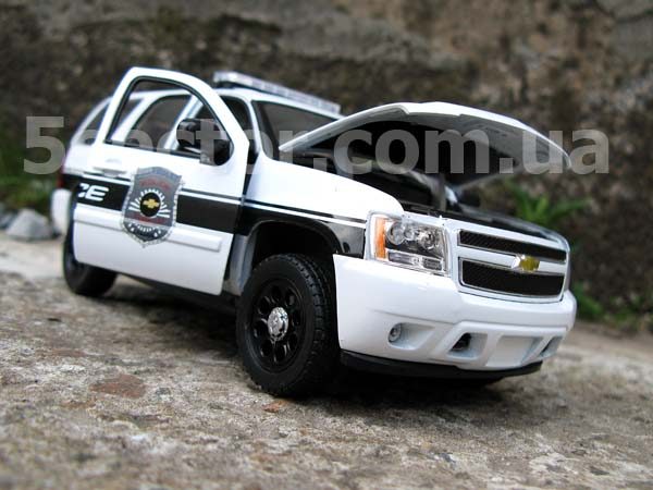 Chevrolet Tahoe Police Vehicles 2008 Модель 1:24 Белый