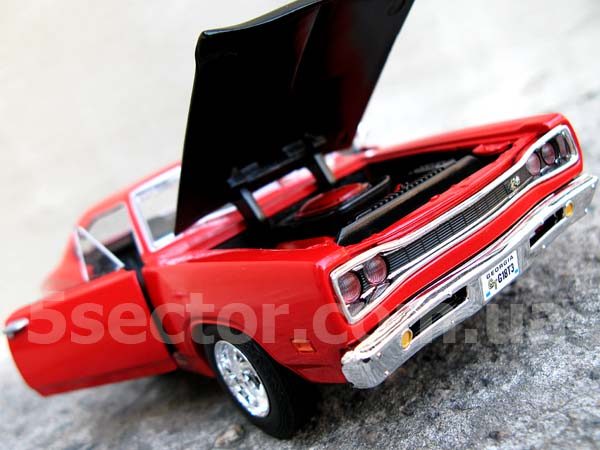 Dodge Coronet super Bee 1969 Коллекционная модель 1:24