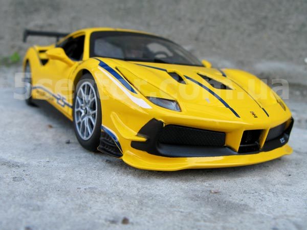 Ferrari 488 Challenge No.25 Модель автомобиля 1:24