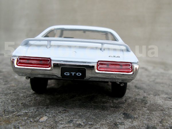 Pontiac GTO 1969 Коллекционная модель автомобиля 1:24