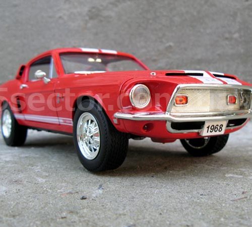 Shelby GT-500KR 1968 Коллекционная модель 1:18