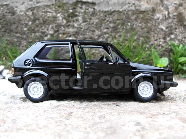 Volkswagen Golf MK1 GTI 1979 Коллекционная модель 1:24